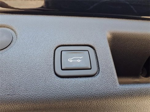 Used 2024 Chevrolet Equinox RS image 11