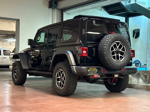 New 2025 Jeep Wrangler Unlimited Rubicon w/ Steel Bumper Group image 3