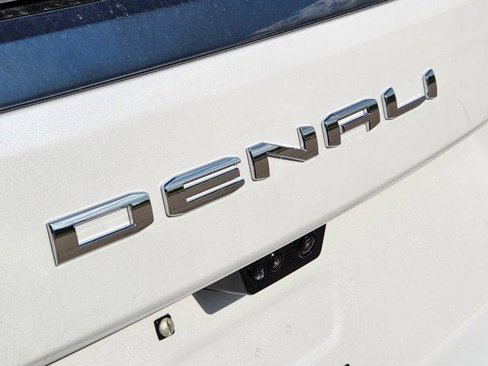 New 2026 GMC Yukon Denali Ultimate image 7
