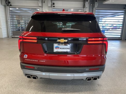 New 2026 Chevrolet Traverse LT w/ Sun and Wheel Package image 6