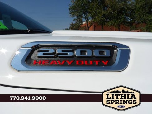Used 2024 RAM 2500 Tradesman w/ Chrome Appearance Group image 10