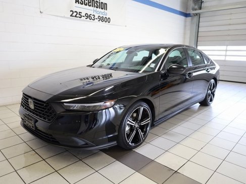 Used 2024 Honda Accord Sport image 2