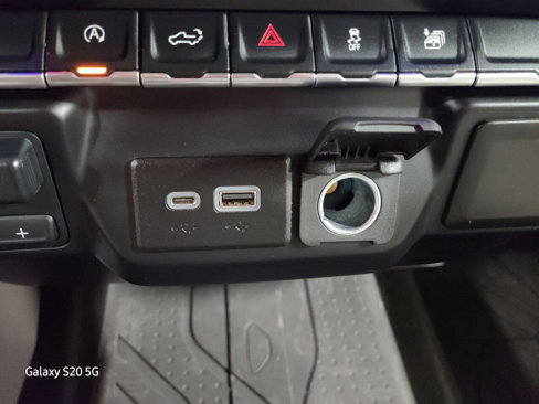 Used 2020 Chevrolet Silverado 1500 LT w/ All-Star Edition image 41