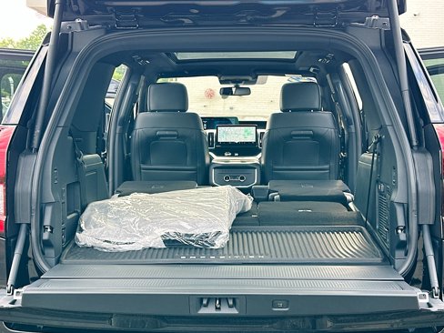 New 2025 Ford Expedition Platinum image 7