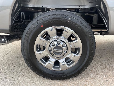 New 2025 Ford F250 Lariat w/ Chrome Package image 39