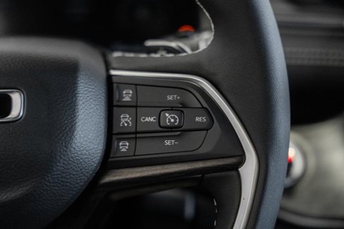 New 2025 Jeep Grand Cherokee L Limited w/ Luxury Tech Group II image 25