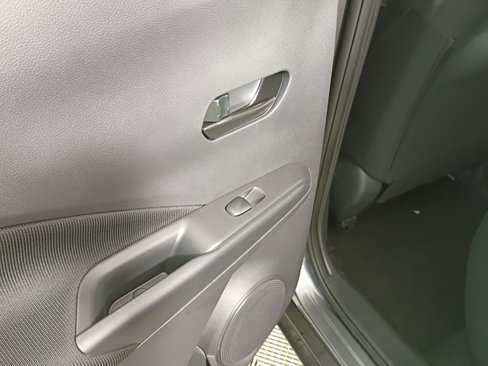 New 2025 Nissan Kicks Play S image 32
