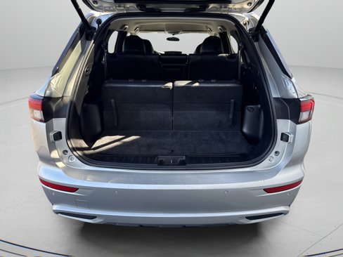 Used 2022 Mitsubishi Outlander SE image 7