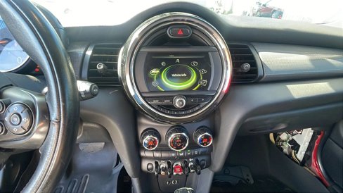 Used 2017 MINI Cooper 2-Door Hardtop image 13