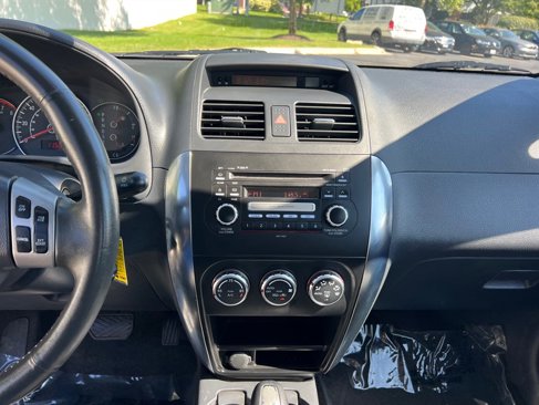 Used 2008 Suzuki SX4 Sedan image 16