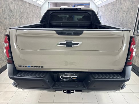 New 2026 Chevrolet Silverado EV Trail Boss w/ Premium Package image 4