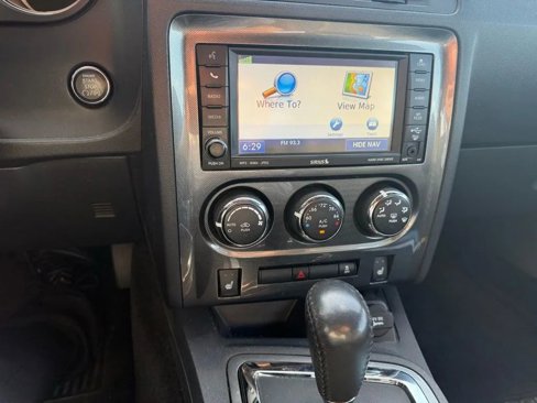 Used 2011 Dodge Challenger image 16