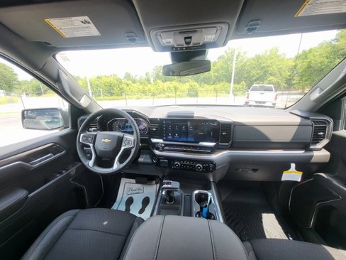 New 2025 Chevrolet Silverado 1500 LT image 15
