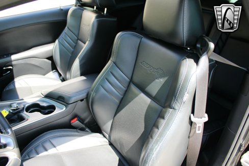 Used 2018 Dodge Challenger SRT Hellcat image 14