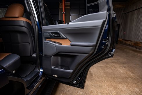 Used 2025 Lexus GX 550 w/ Cold Area Package image 40