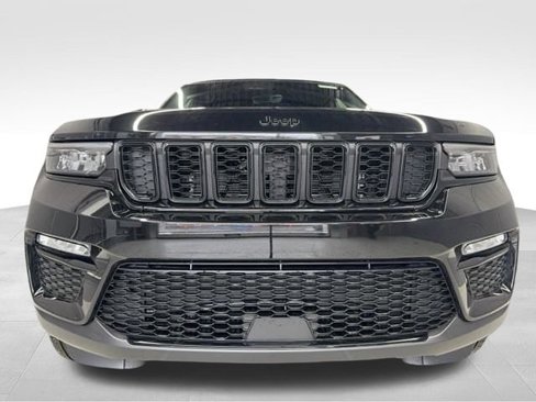 New 2025 Jeep Grand Cherokee Limited w/ Black Appearance Package image 13