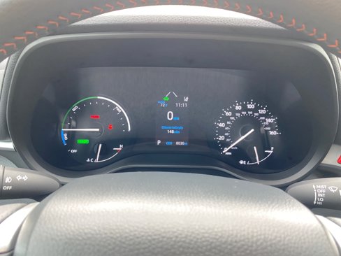 Used 2024 Toyota Sienna XSE image 13