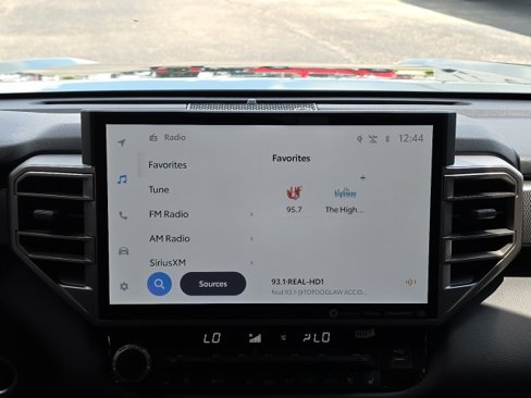 Used 2023 Toyota Tundra Limited image 15