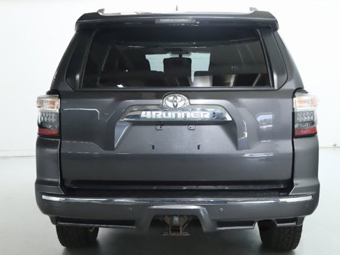 Used 2016 Toyota 4Runner Limited image 43