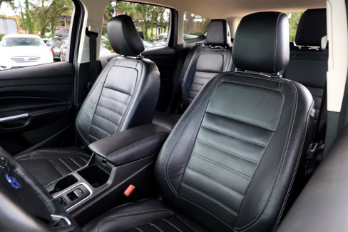 Used 2018 Ford Escape Titanium image 6