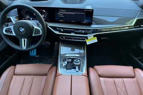 New 2026 BMW X7 M60i image 10