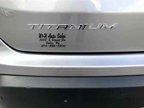 Used 2024 Ford Edge Titanium image 32