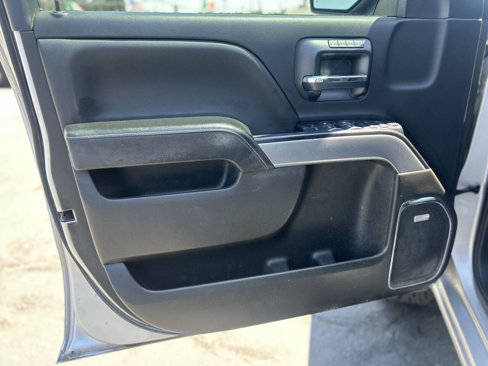 Used 2018 Chevrolet Silverado 1500 LTZ Z71 image 9