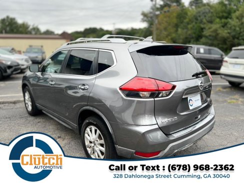 Used 2017 Nissan Rogue SV image 8