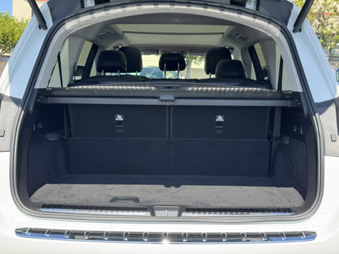 New 2026 Mercedes-Benz GLS 450 4MATIC image 7