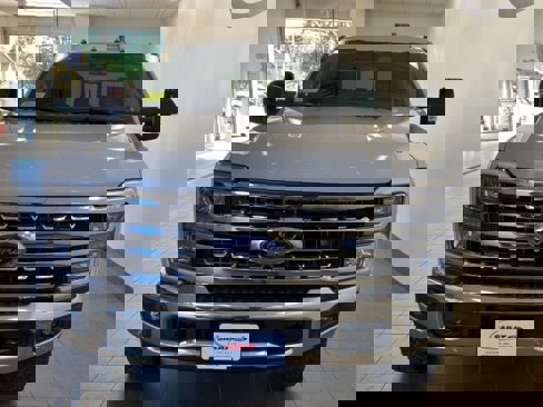 New 2026 Ford F350 4x4 Crew Cab Super Duty image 3