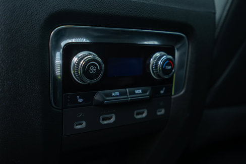 Used 2023 GMC Yukon XL Denali image 21