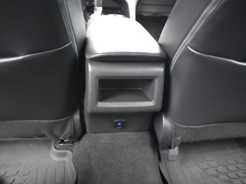 Used 2024 Toyota Camry SE image 26