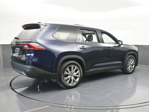 Used 2025 Toyota Grand Highlander AWD Hybrid image 6