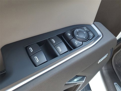 New 2026 GMC Sierra 1500 SLT w/ SLT Premium Package image 9