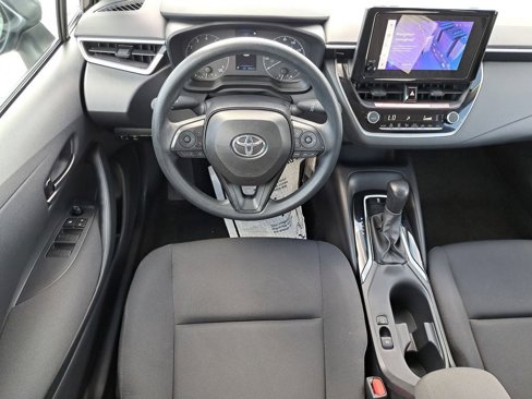 Used 2024 Toyota Corolla LE image 11