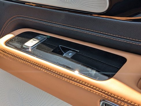 New 2025 Lincoln Aviator Black Label w/ Jet Appearance Package image 34
