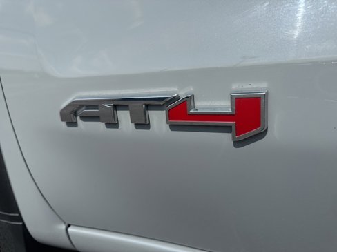 Used 2025 GMC Sierra 1500 AT4 w/ AT4 Preferred Package image 16