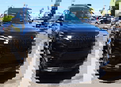 Used 2020 Jeep Cherokee Latitude Plus image 18