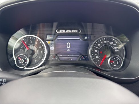 New 2026 RAM 1500 4x4 Crew Cab image 15