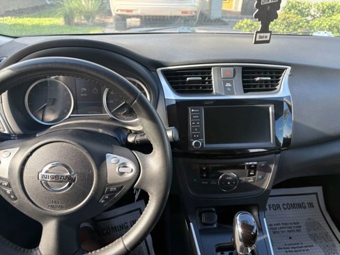 Used 2019 Nissan Sentra SV image 12