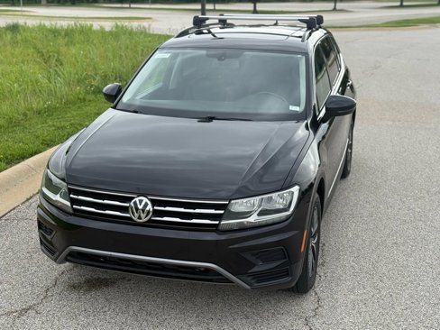 Used 2018 Volkswagen Tiguan SE image 9