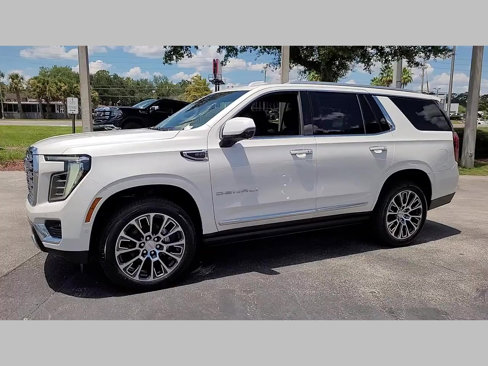 New 2025 GMC Yukon Denali w/ Denali Reserve Package image 13