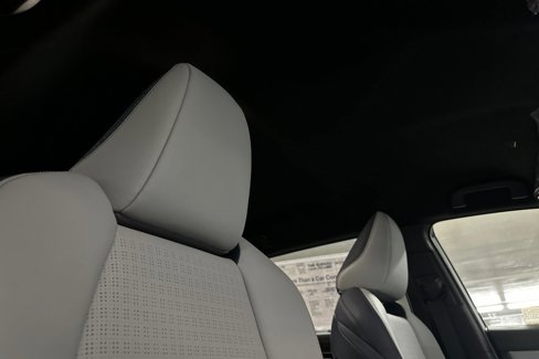 New 2025 Subaru Solterra Limited image 19