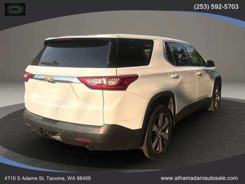Used 2018 Chevrolet Traverse LT image 8
