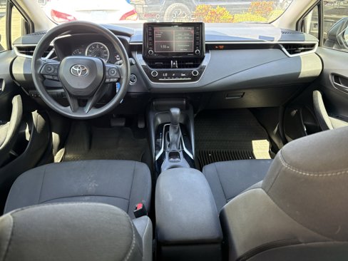 Used 2022 Toyota Corolla LE image 12