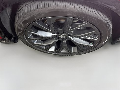 Used 2025 Toyota Crown Signia image 11