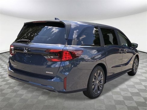 New 2026 Honda Odyssey Touring image 5