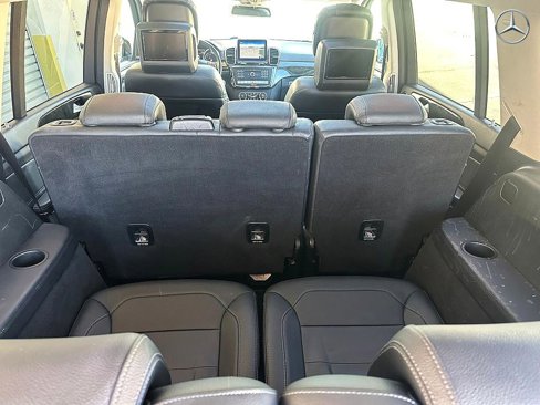 Used 2018 Mercedes-Benz GLS 550 4MATIC image 23