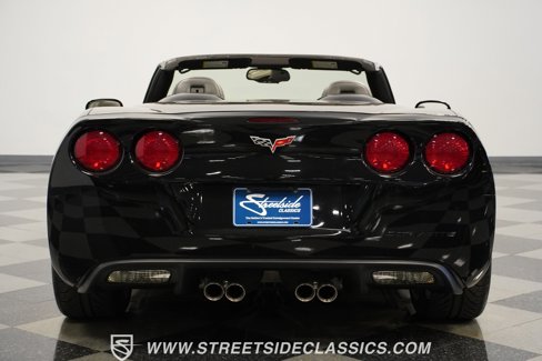 Used 2006 Chevrolet Corvette Convertible w/ Preferred Equipment Group image 10