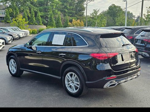 Certified 2025 Mercedes-Benz GLC 300 4MATIC image 11